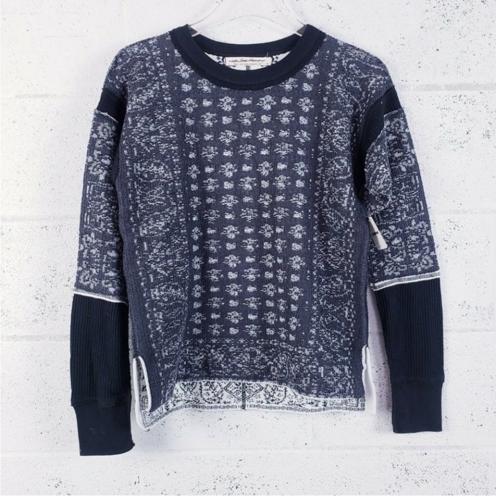We The Free Navy and White Crewneck Sweater